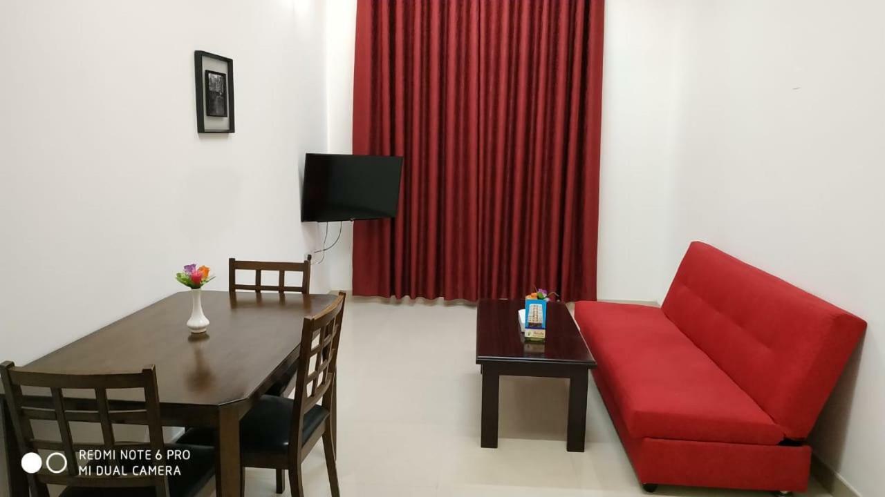 Azaiba Hotel Apartments Маскат Экстерьер фото